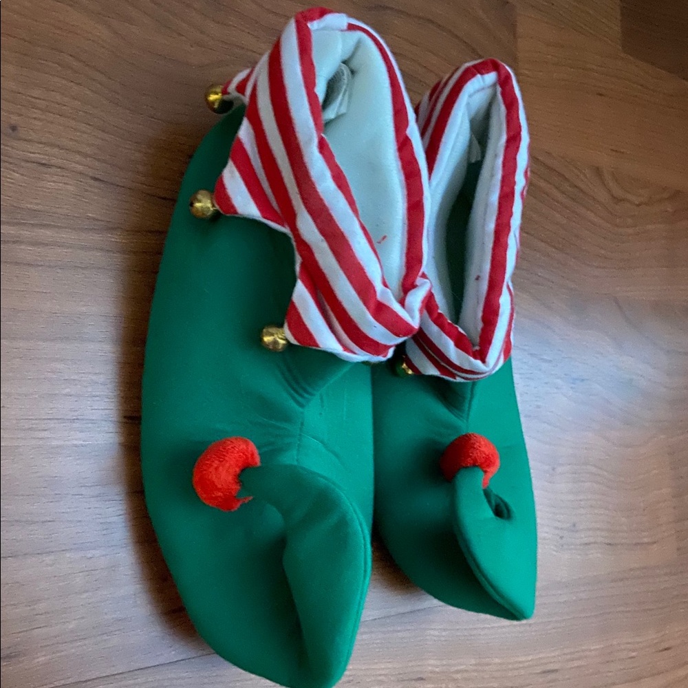 Elf Slippers - Picture 2 of 3
